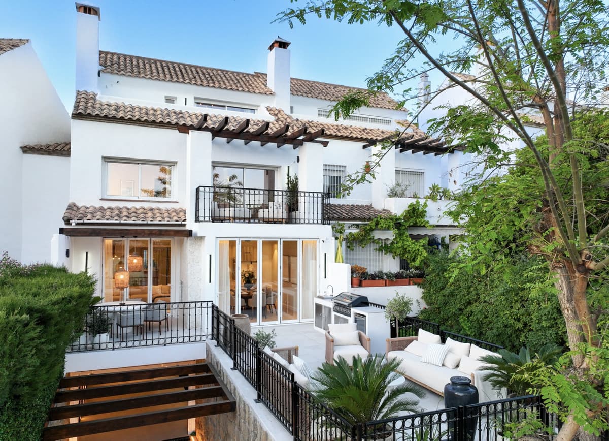 Townhouse in The Golden Mile — photo 8 of 10