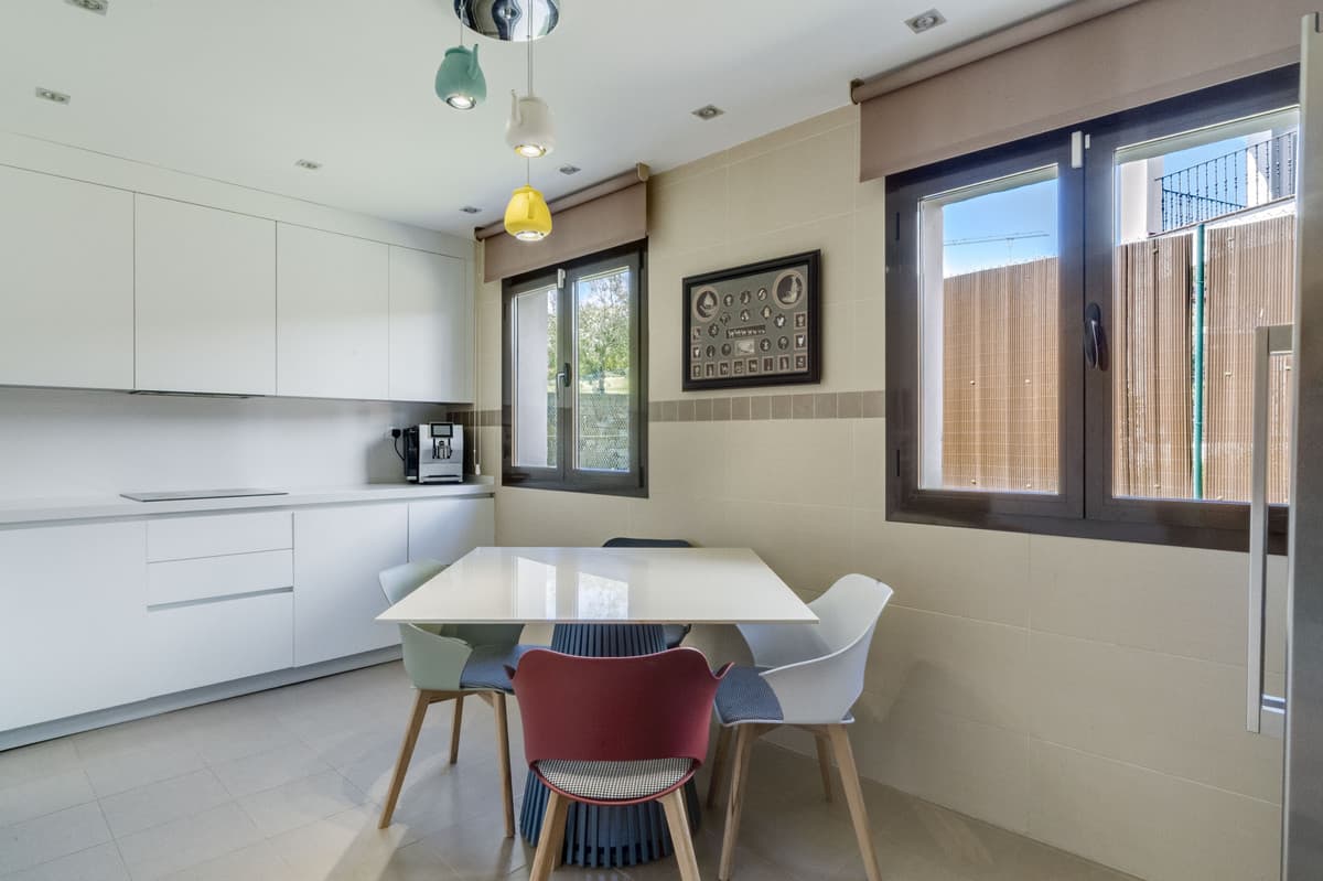 Semi-Detached House in Estepona — photo 7 of 10