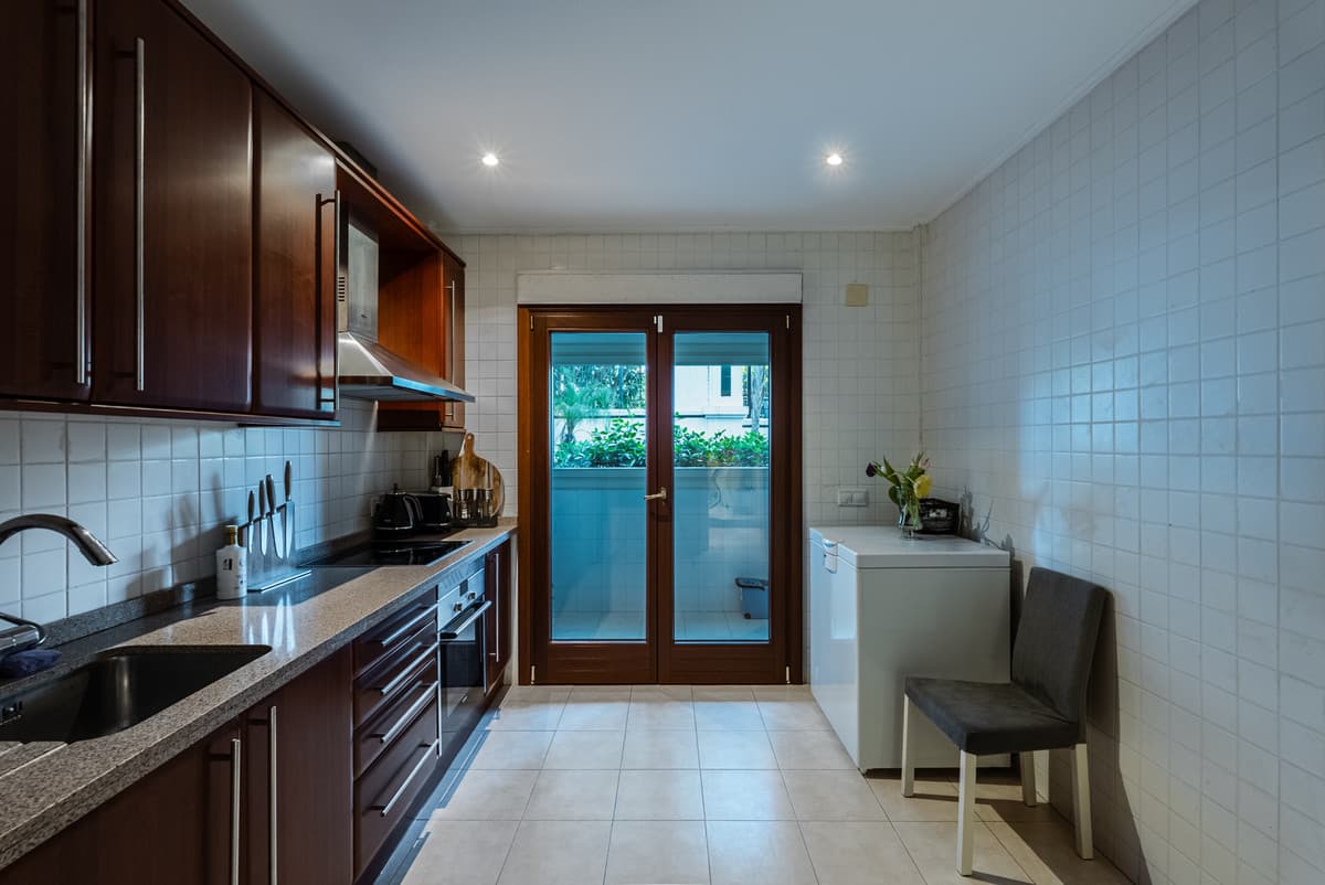 Ground Floor Apartment in The Golden Mile — photo 10 of 10