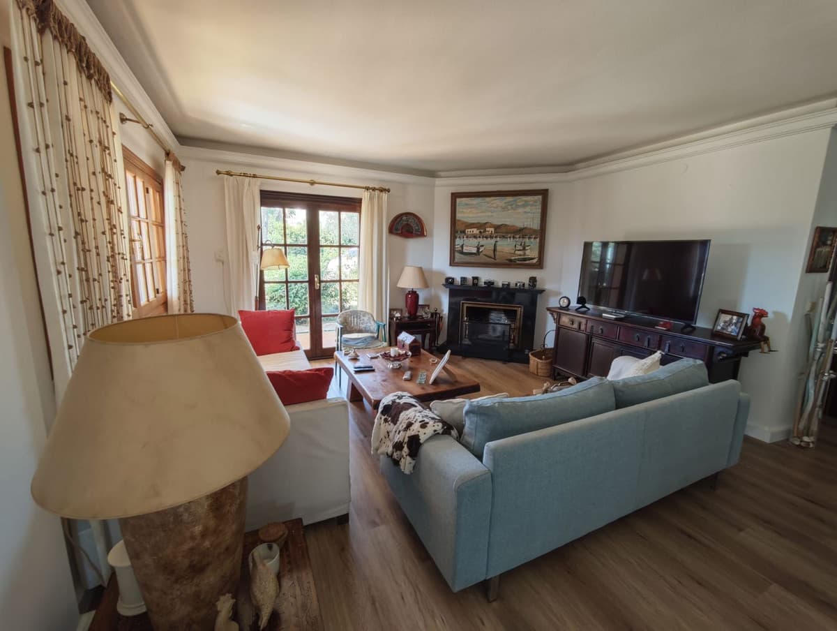Detached Villa in San Luis de Sabinillas — photo 5 of 10