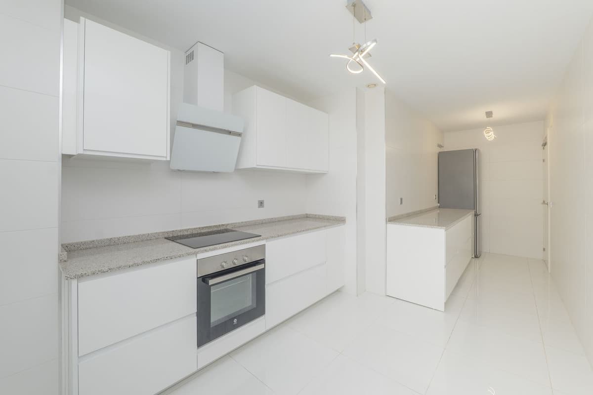 Middle Floor Apartment in Marbella — photo 6 of 10