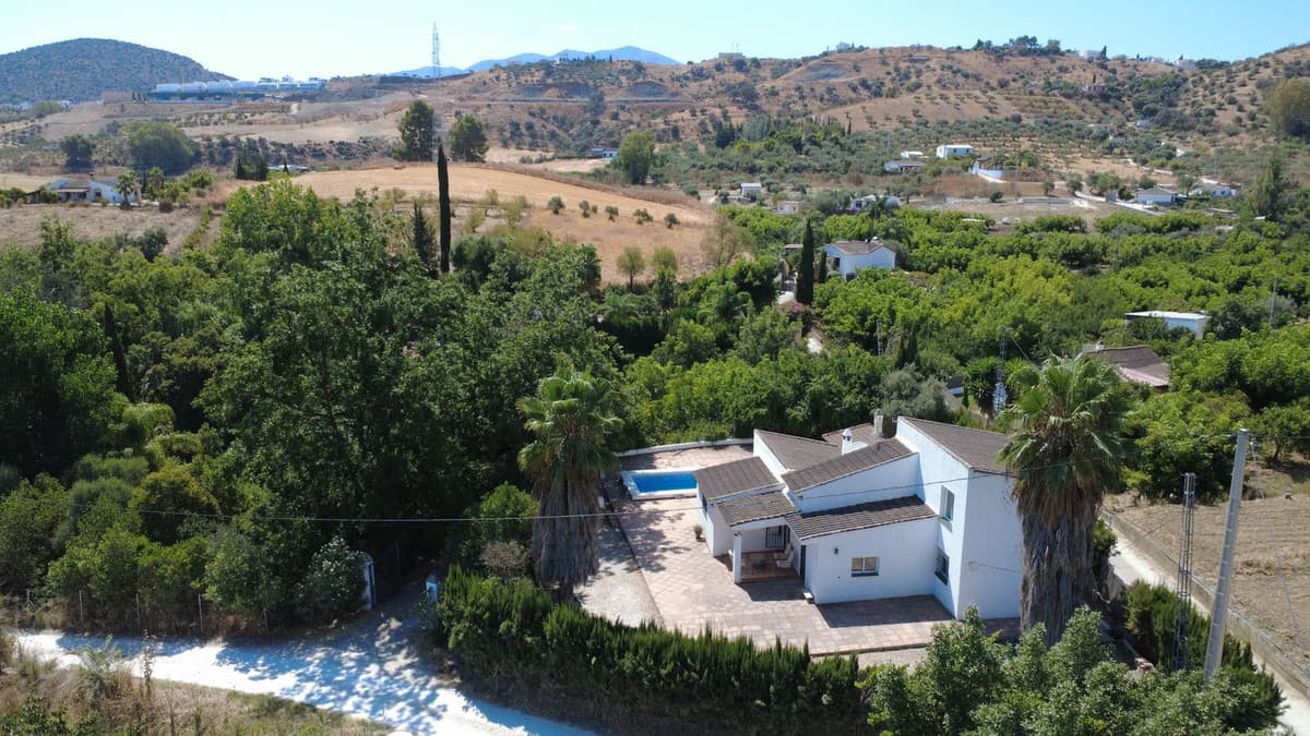 Cortijo in Coín — photo 2 of 10