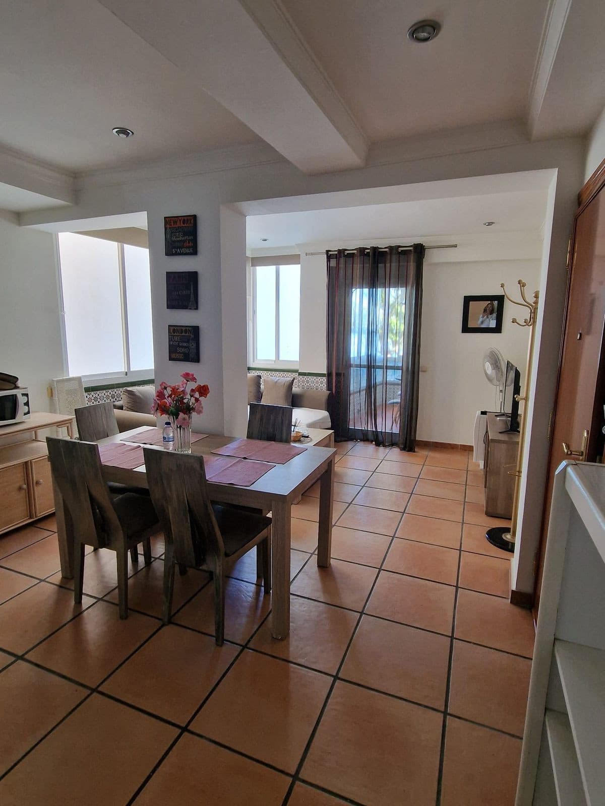 Middle Floor Apartment in Estepona — photo 7 of 10