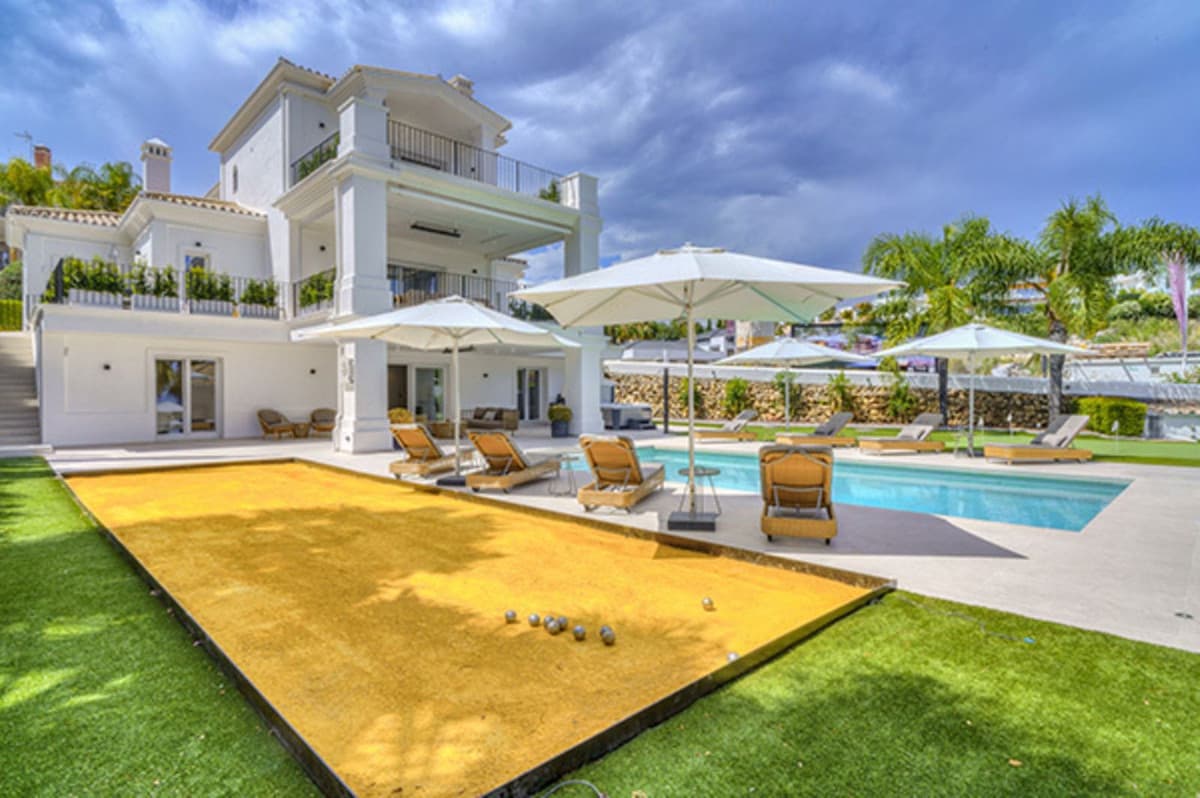Detached Villa in Nueva Andalucía — photo 6 of 10