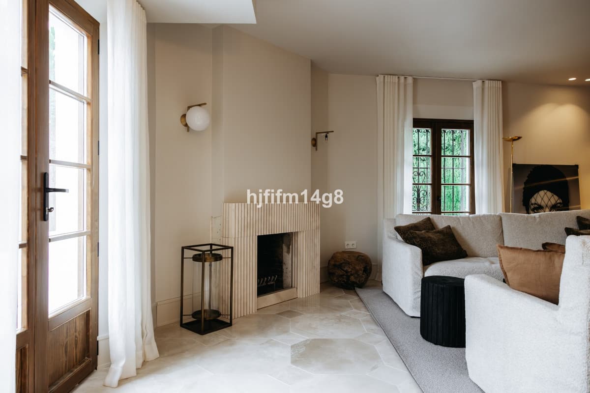 Townhouse in The Golden Mile — photo 5 of 10
