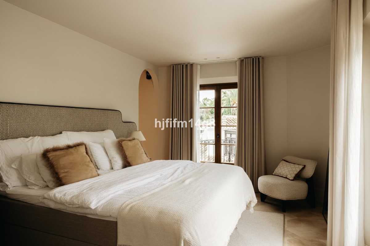 Townhouse in The Golden Mile — photo 6 of 10