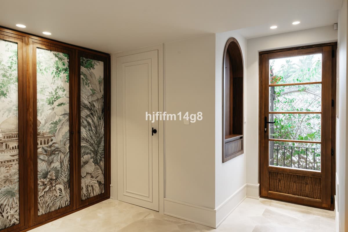 Townhouse in The Golden Mile — photo 8 of 10