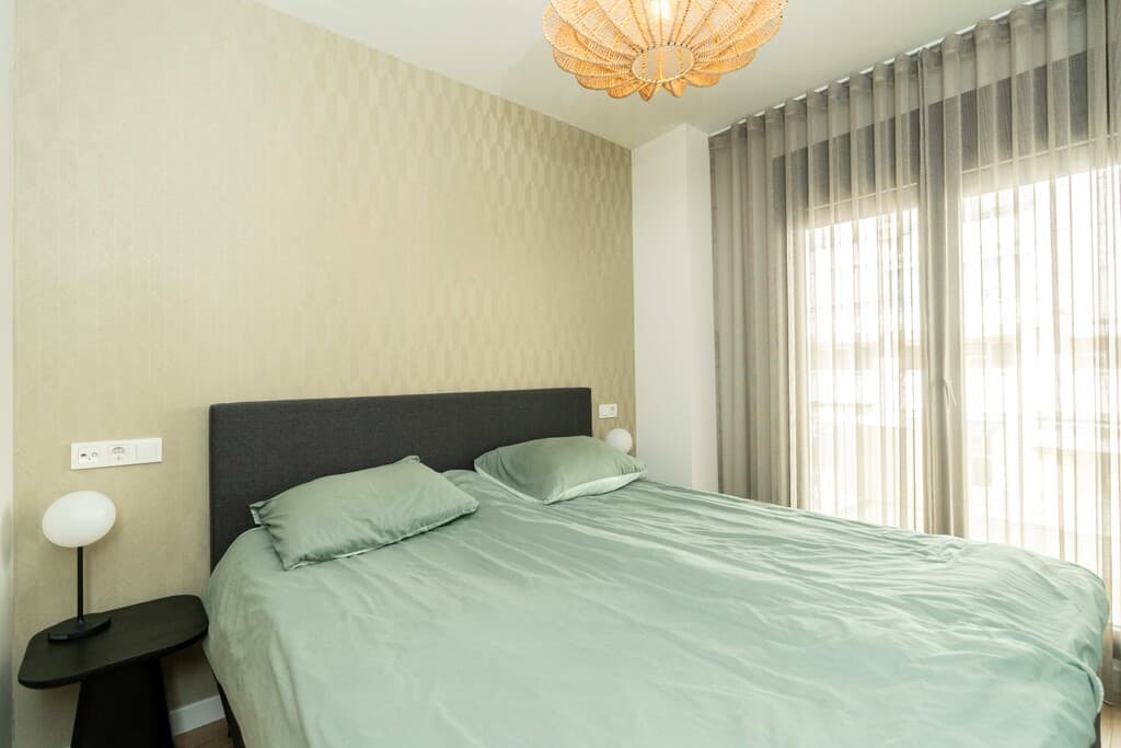 Middle Floor Apartment in Málaga Centro — photo 5 of 10