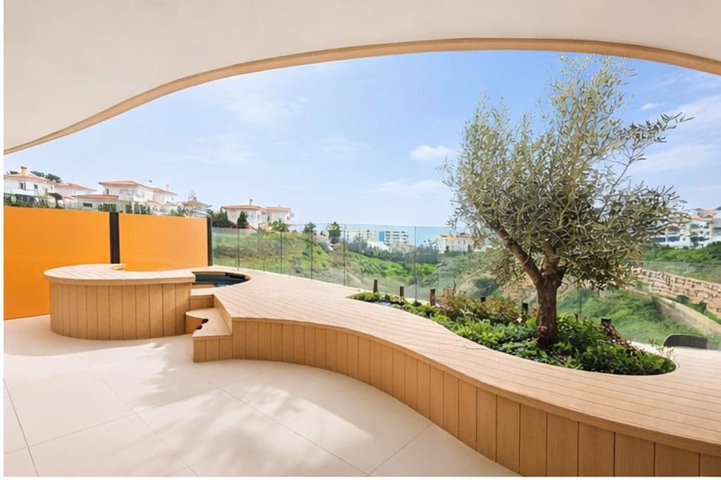 Middle Floor Apartment in Fuengirola — photo 1 of 10