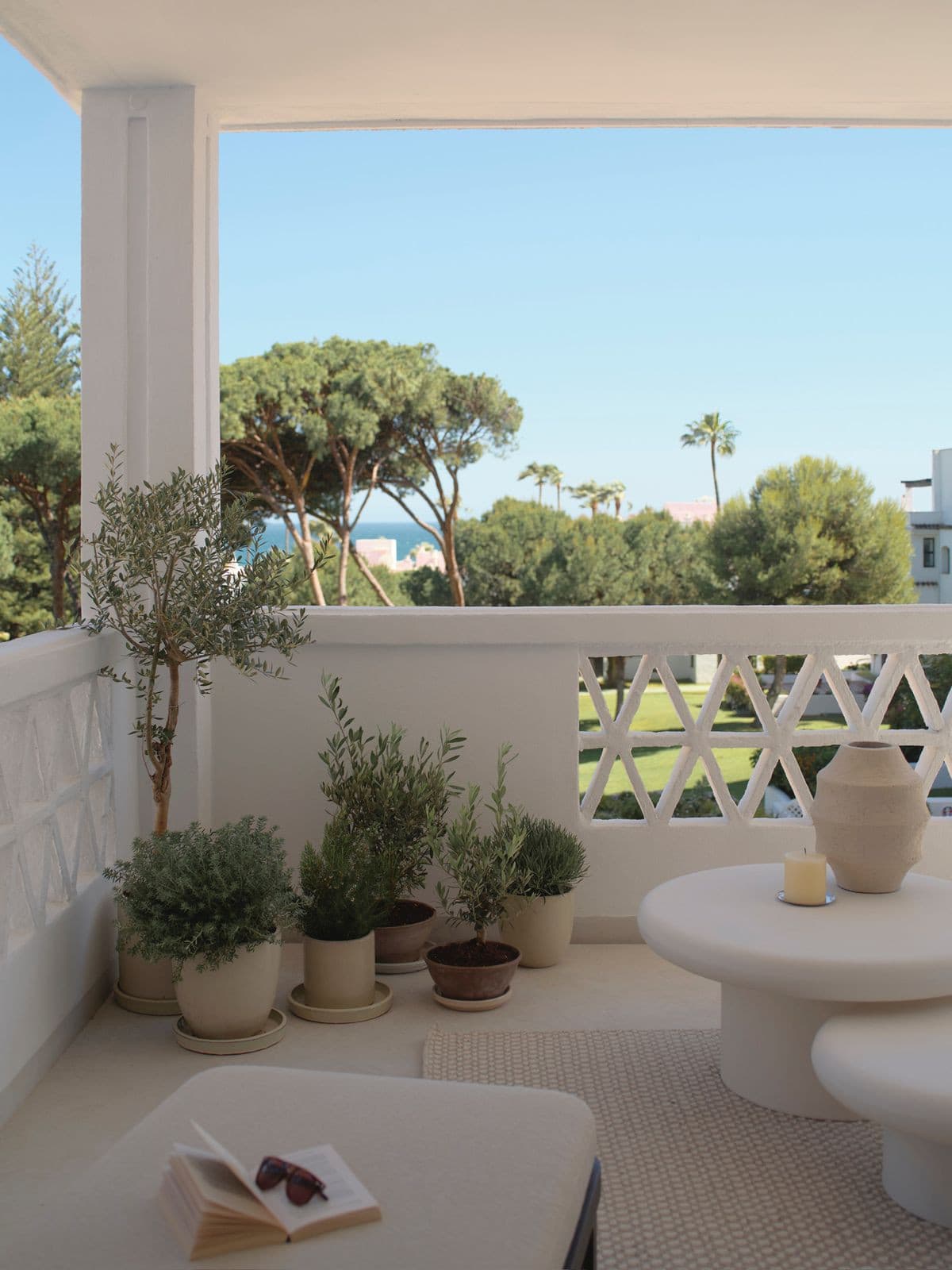 Middle Floor Apartment in Puerto Banús — photo 3 of 10
