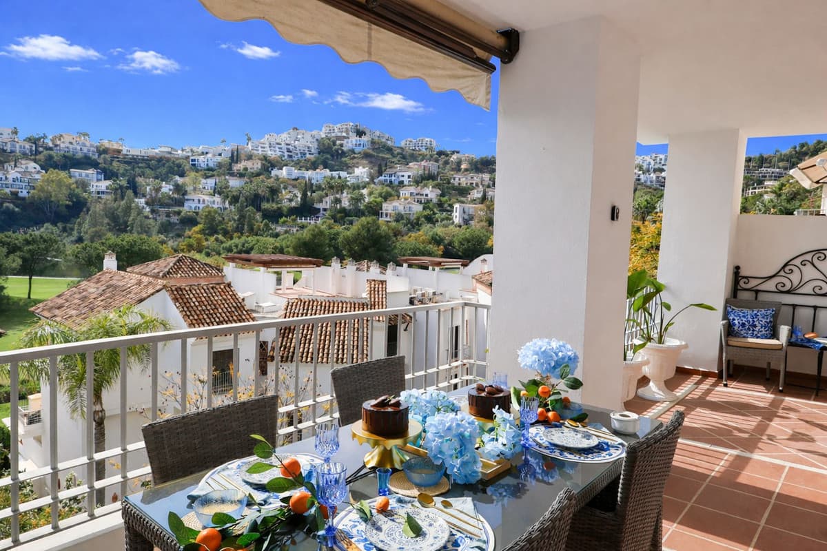 Middle Floor Apartment in Los Arqueros — photo 1 of 10