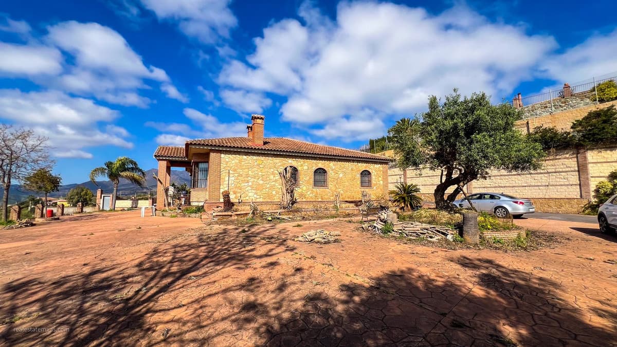 Detached Villa in Valtocado — photo 4 of 10