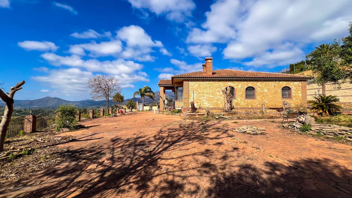 Detached Villa in Valtocado — photo 5 of 10