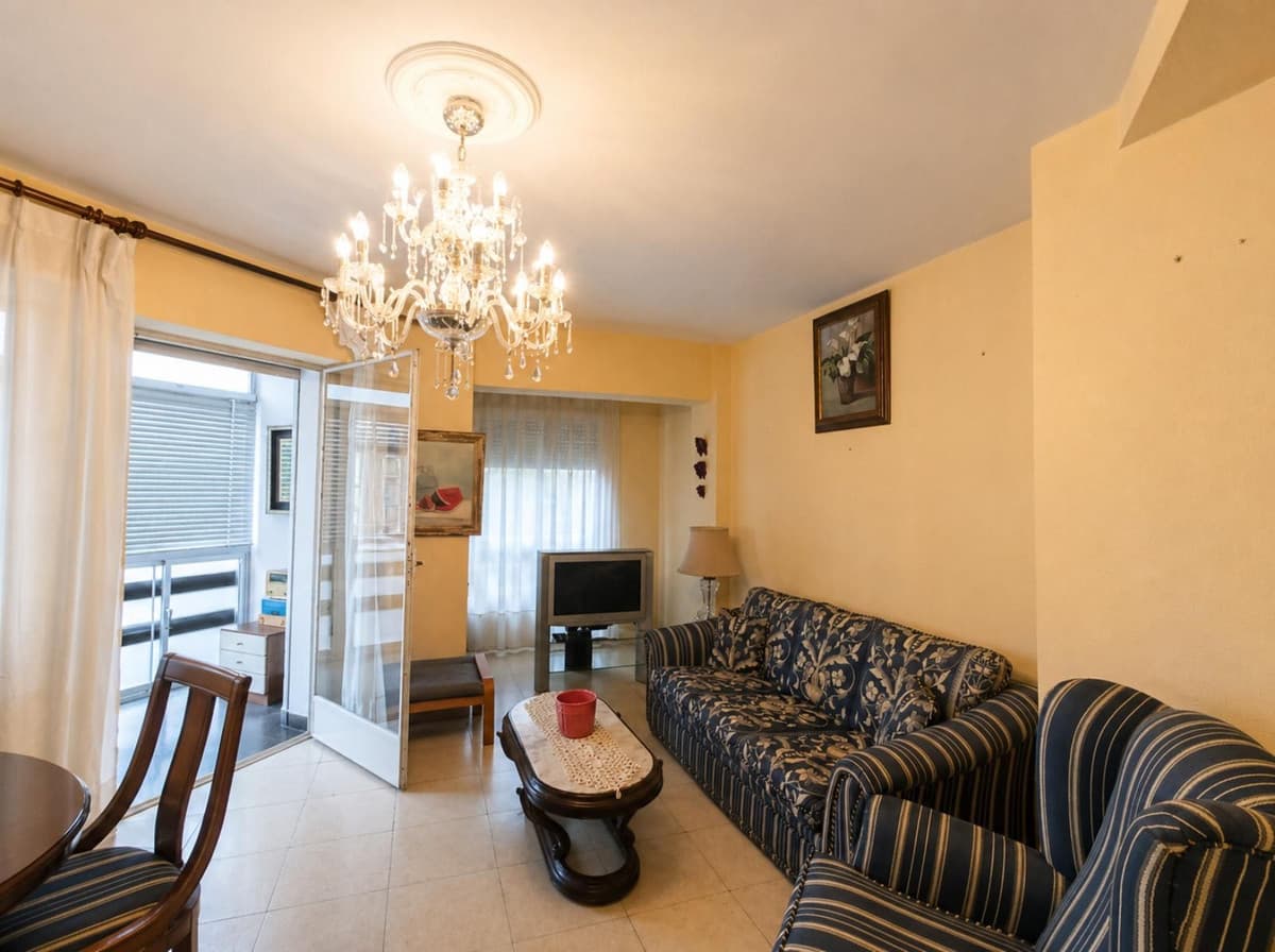 Middle Floor Apartment in La Trinidad — photo 2 of 10