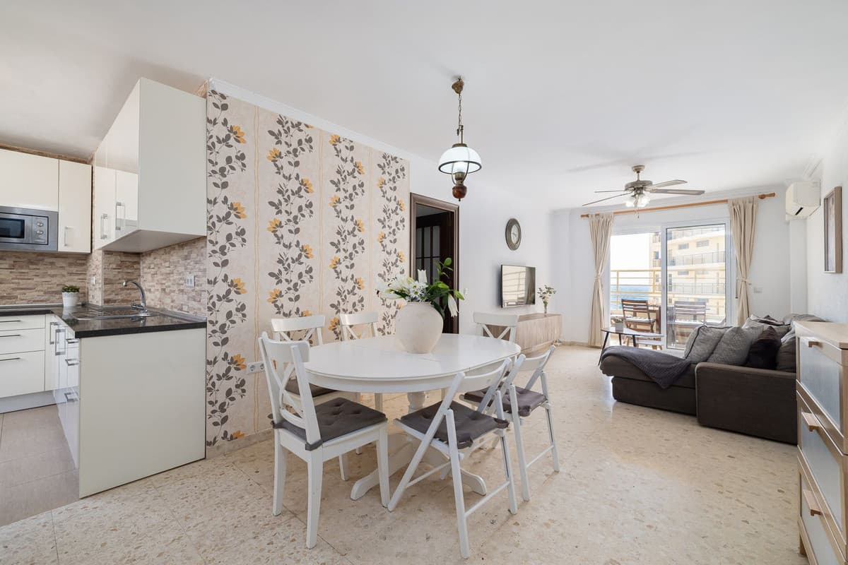 Middle Floor Apartment in Benalmadena — photo 2 of 10