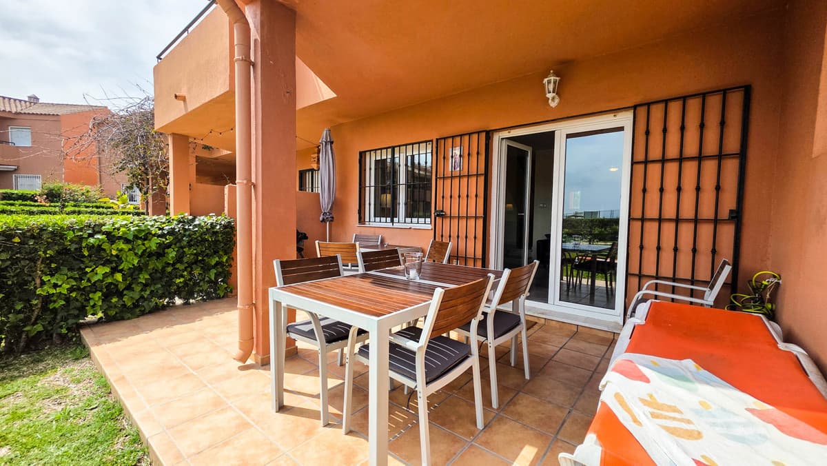 Townhouse in Manilva — photo 2 of 10
