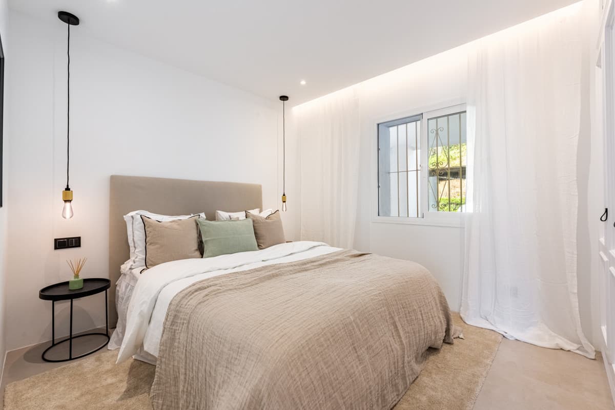 Middle Floor Apartment in La Quinta — photo 10 of 10