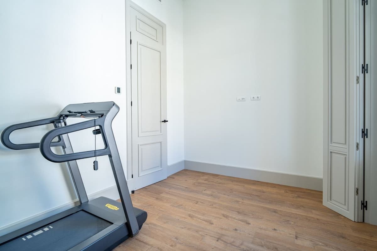 Penthouse Duplex in Monte Sancha — photo 8 of 10