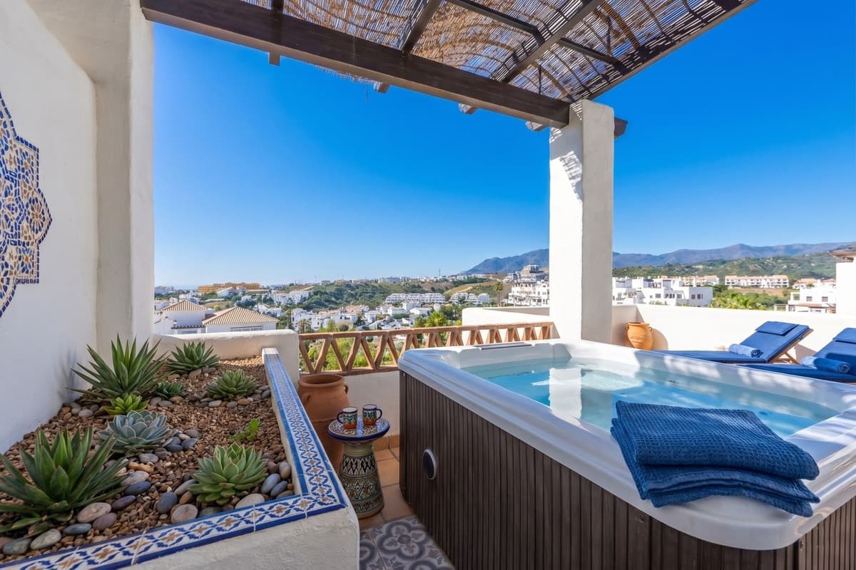 Penthouse in Estepona — photo 9 of 10
