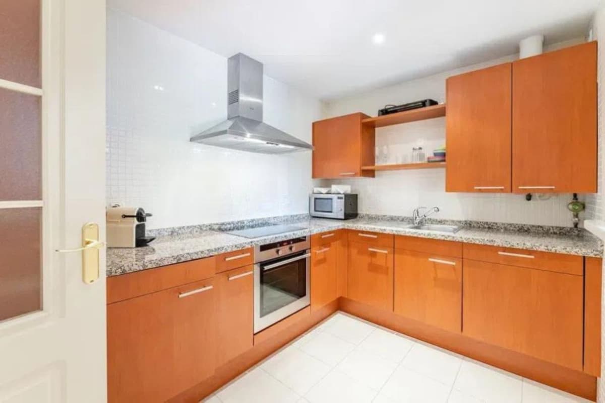Middle Floor Apartment in Marbella — photo 4 of 10