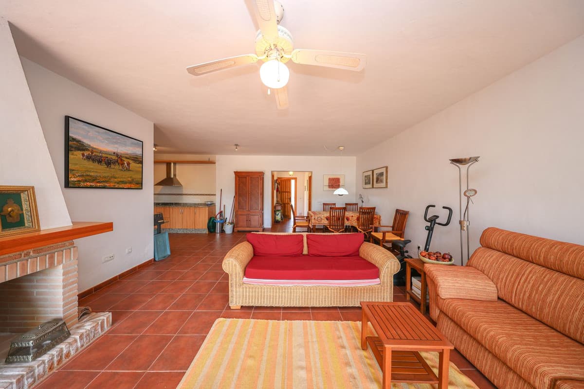 Detached Villa in Tolox — photo 6 of 10