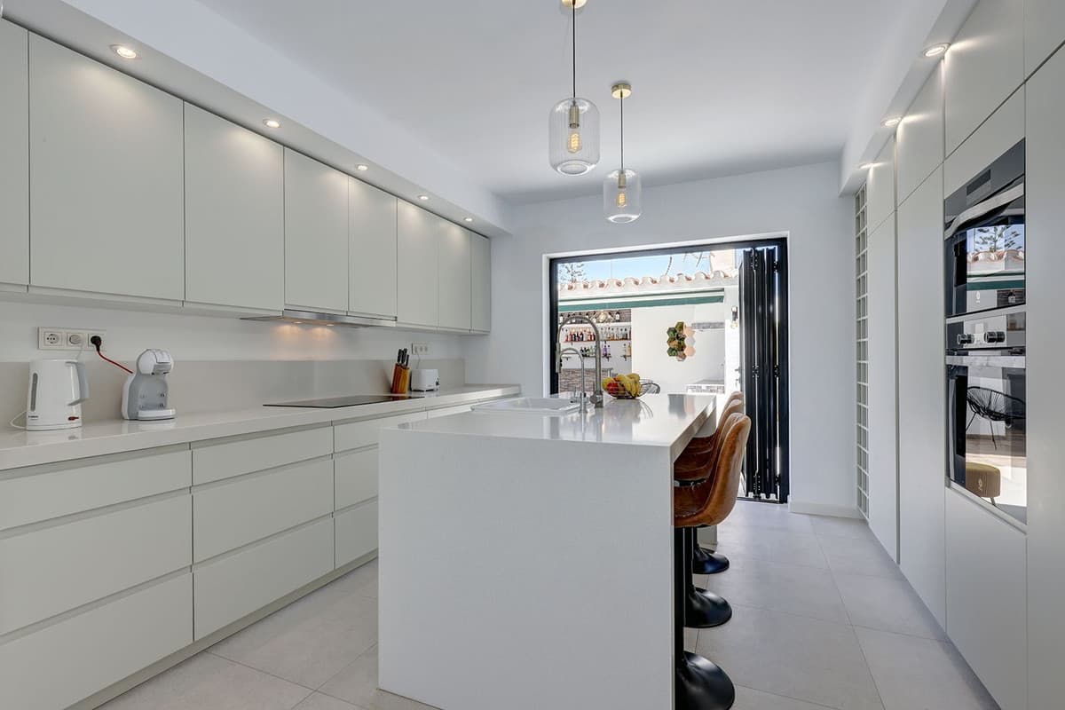 Detached Villa in Marbella — photo 7 of 10