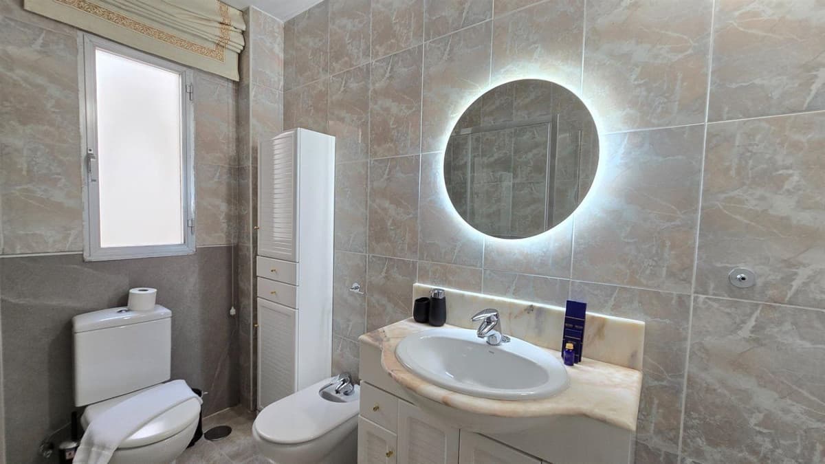 Ground Floor Apartment in Málaga — photo 5 of 10