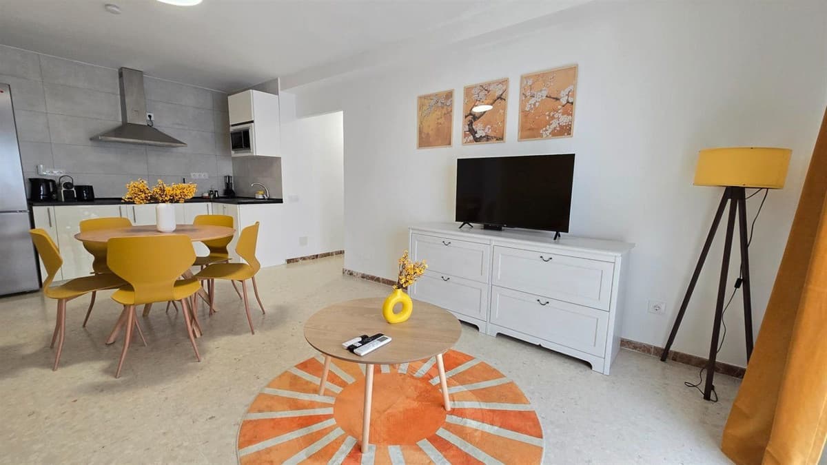 Ground Floor Apartment in Málaga — photo 6 of 10