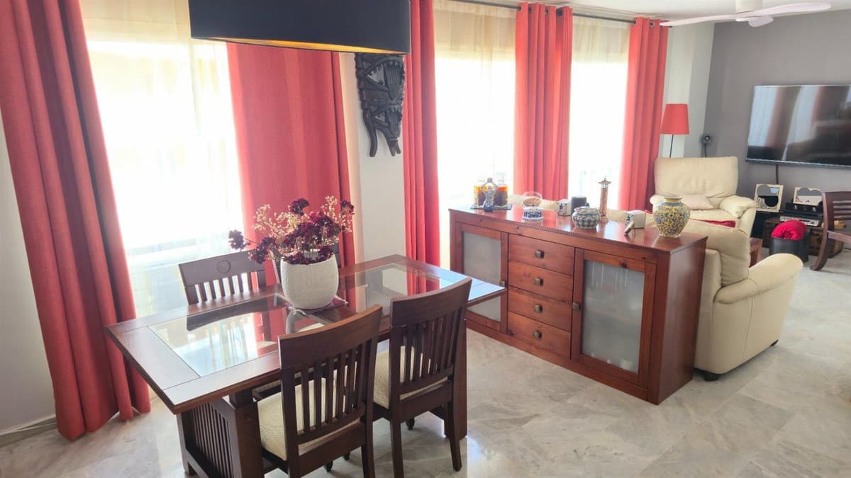 Duplex in Torremolinos — photo 3 of 10