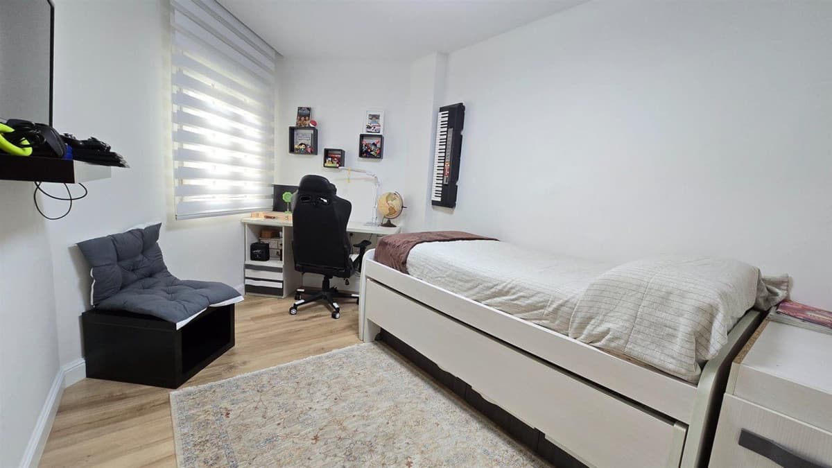 Middle Floor Apartment in Benalmadena — photo 9 of 10