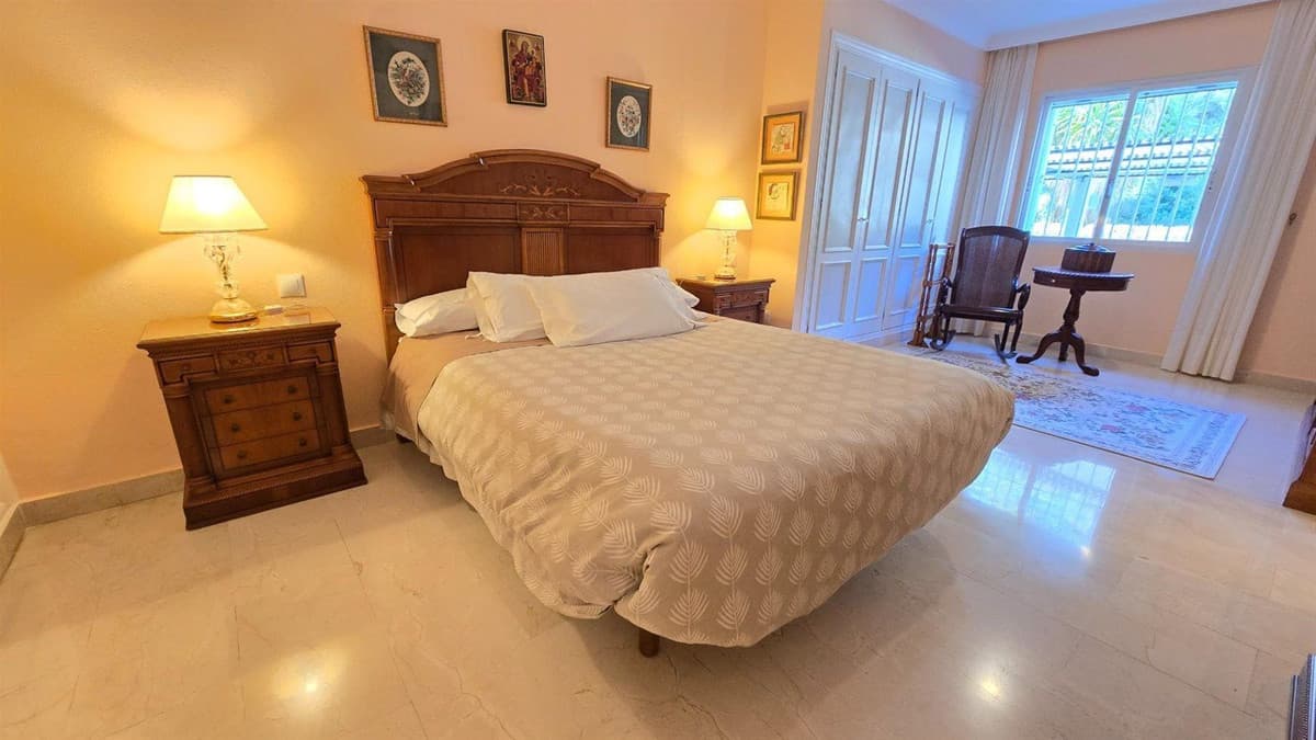 Ground Floor Apartment in La Quinta — photo 8 of 10