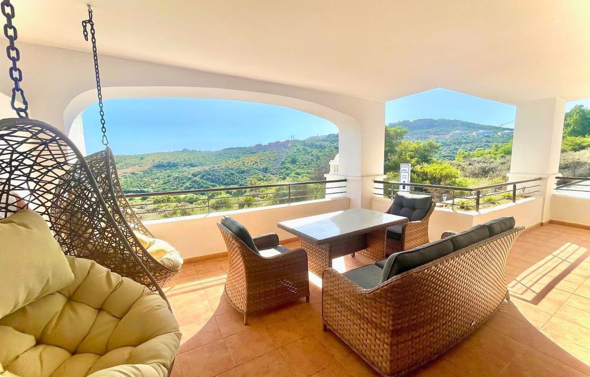 Middle Floor Apartment in Casares Playa — photo 7 of 10