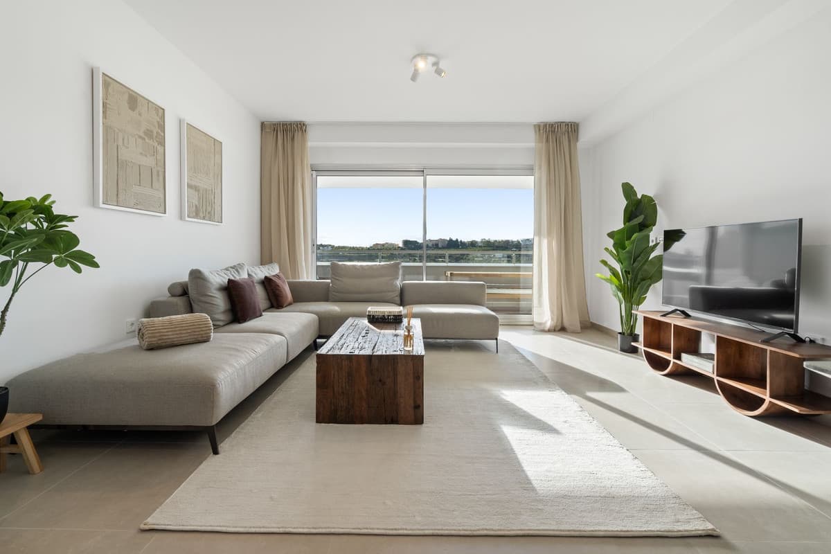 Ground Floor Apartment in Estepona — photo 1 of 10