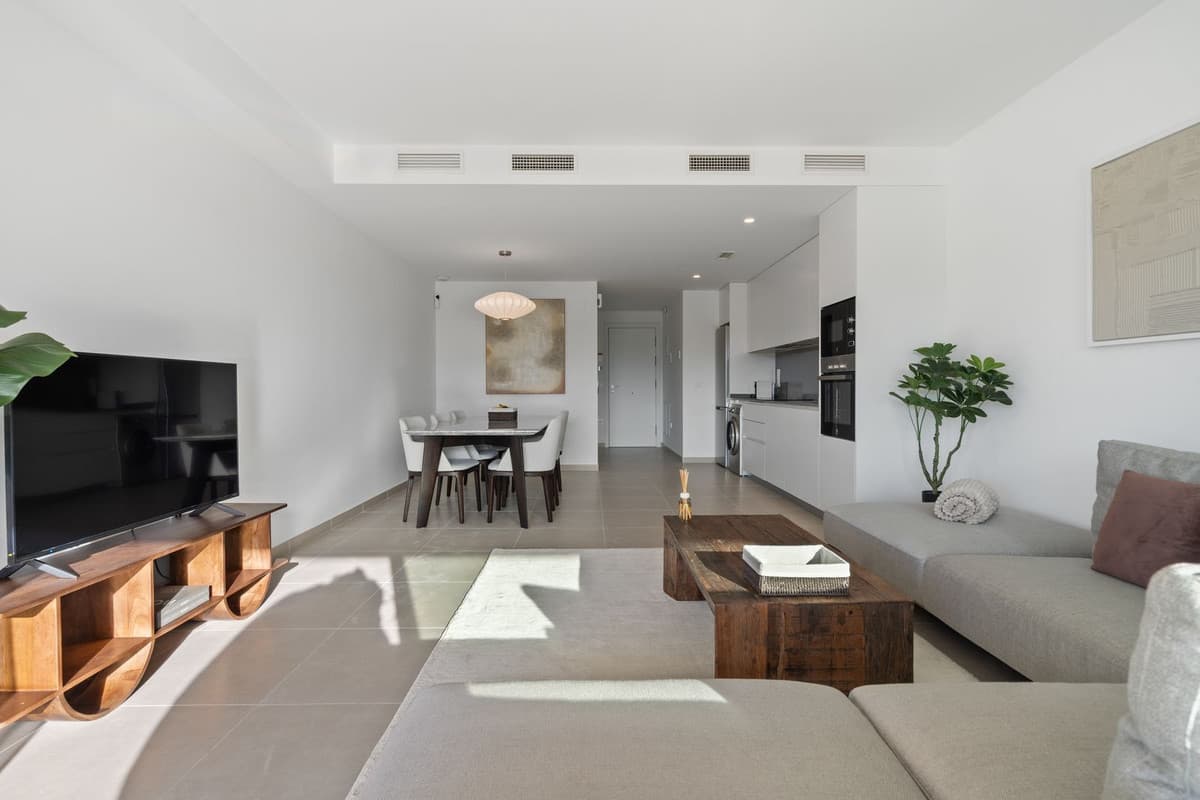 Ground Floor Apartment in Estepona — photo 5 of 10
