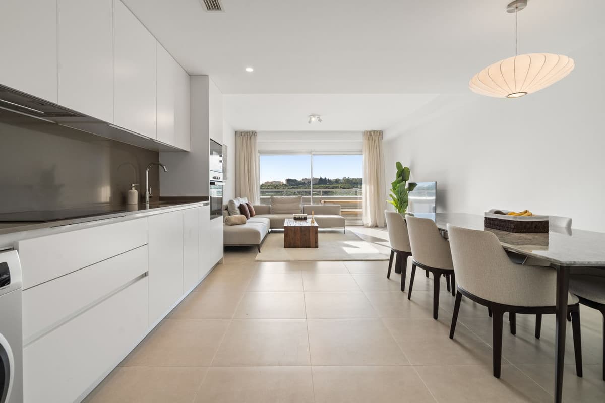 Ground Floor Apartment in Estepona — photo 8 of 10