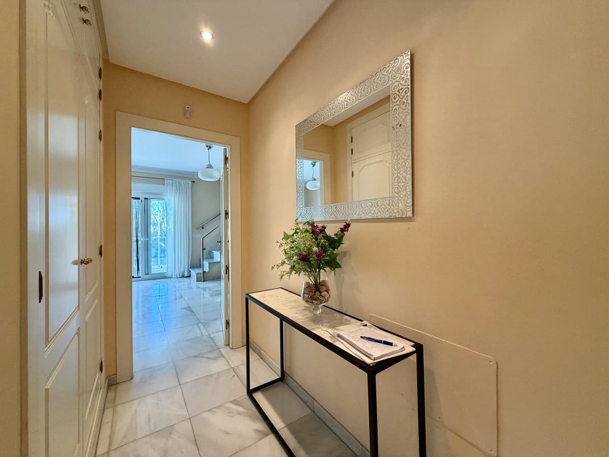 Penthouse Duplex in Estepona — photo 9 of 10