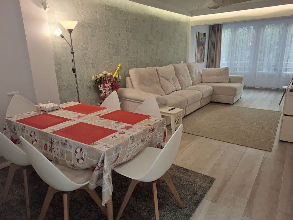 Middle Floor Apartment in Marbella — photo 4 of 10