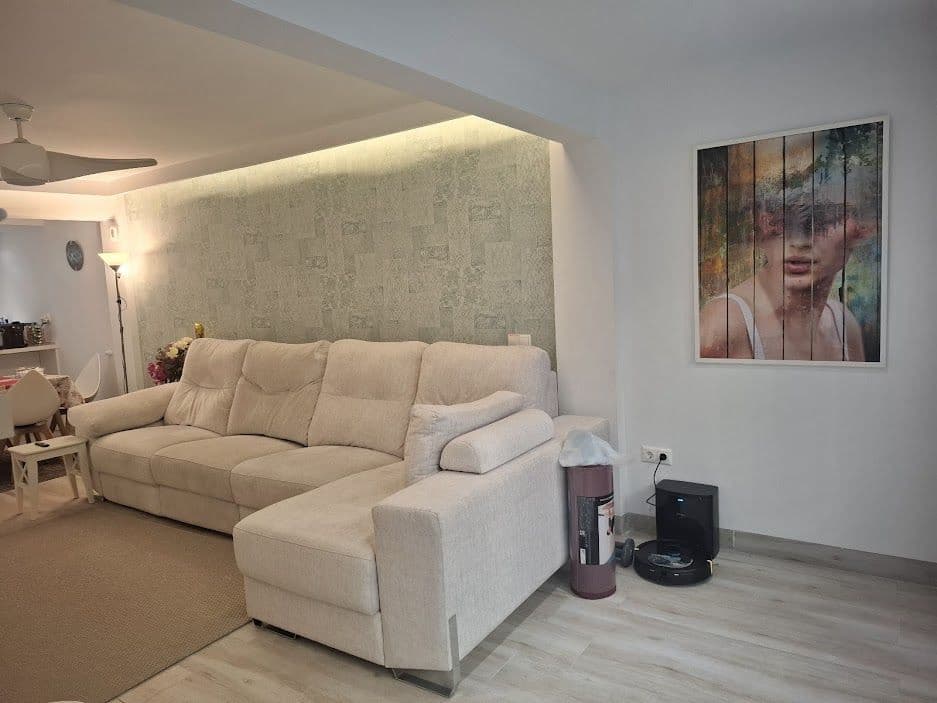 Middle Floor Apartment in Marbella — photo 5 of 10