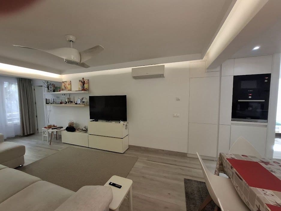 Middle Floor Apartment in Marbella — photo 8 of 10