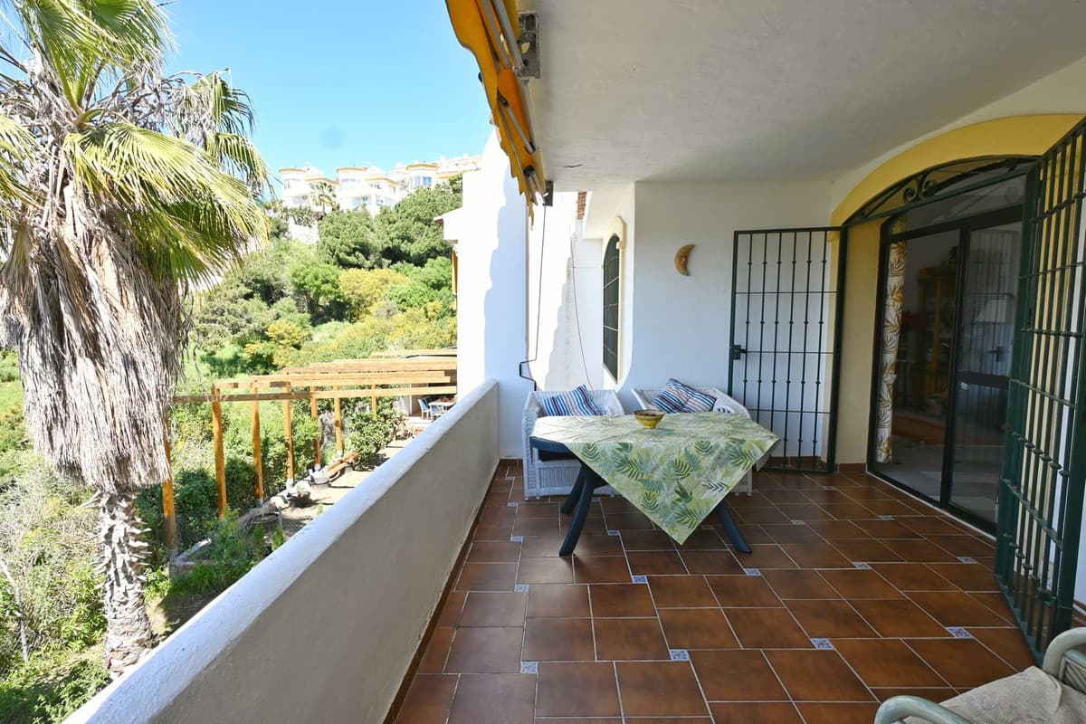 Townhouse in Calahonda — photo 2 of 10