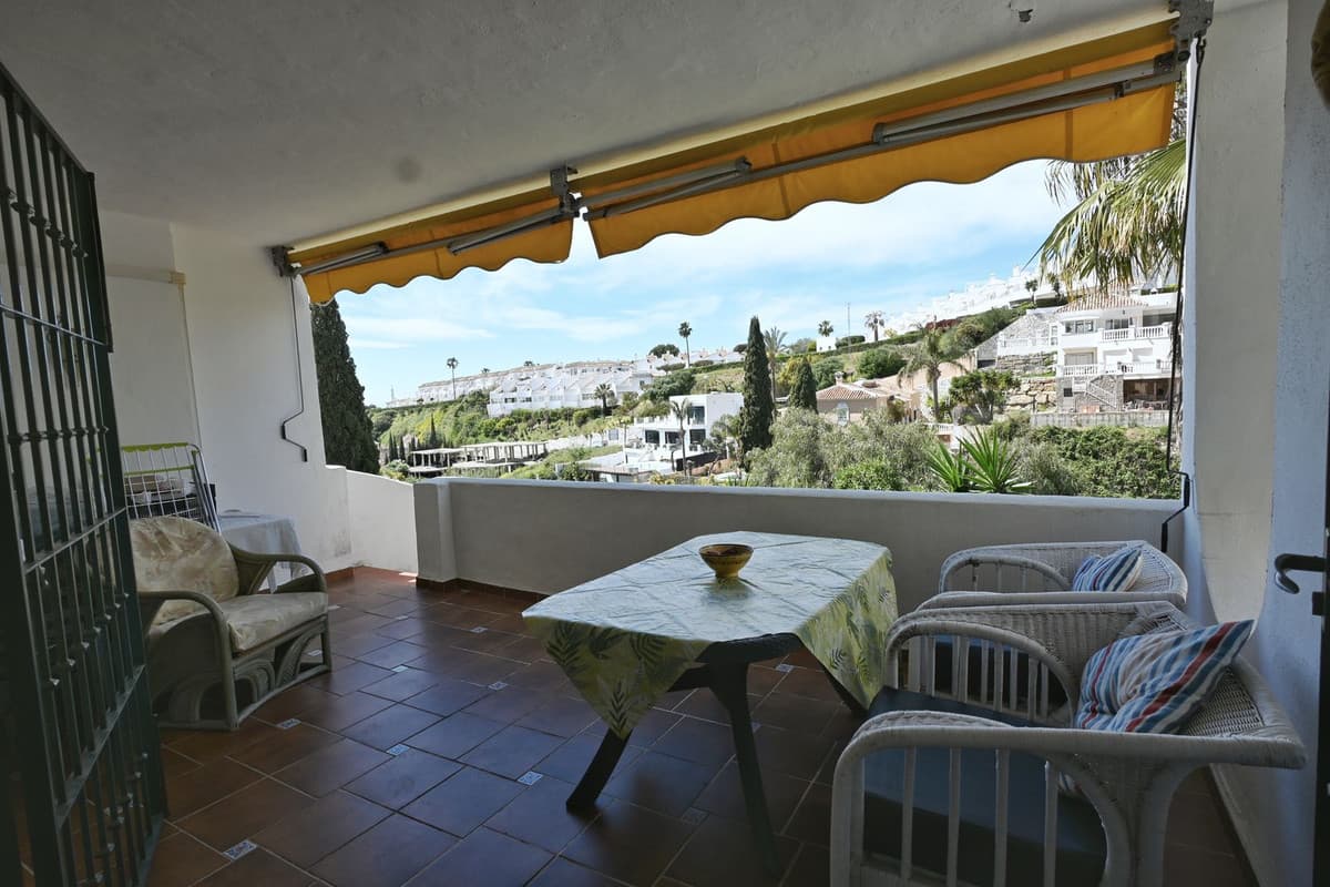 Townhouse in Calahonda — photo 3 of 10