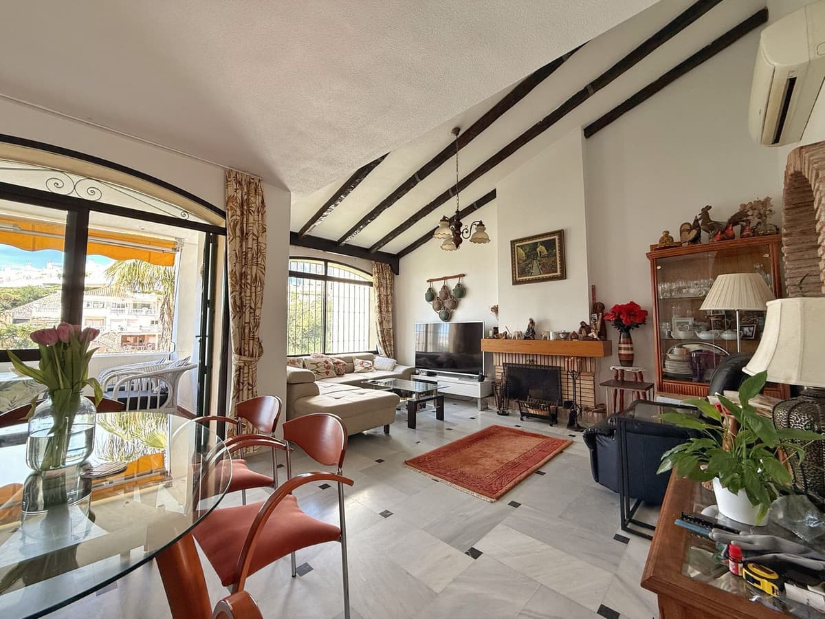 Townhouse in Calahonda — photo 4 of 10
