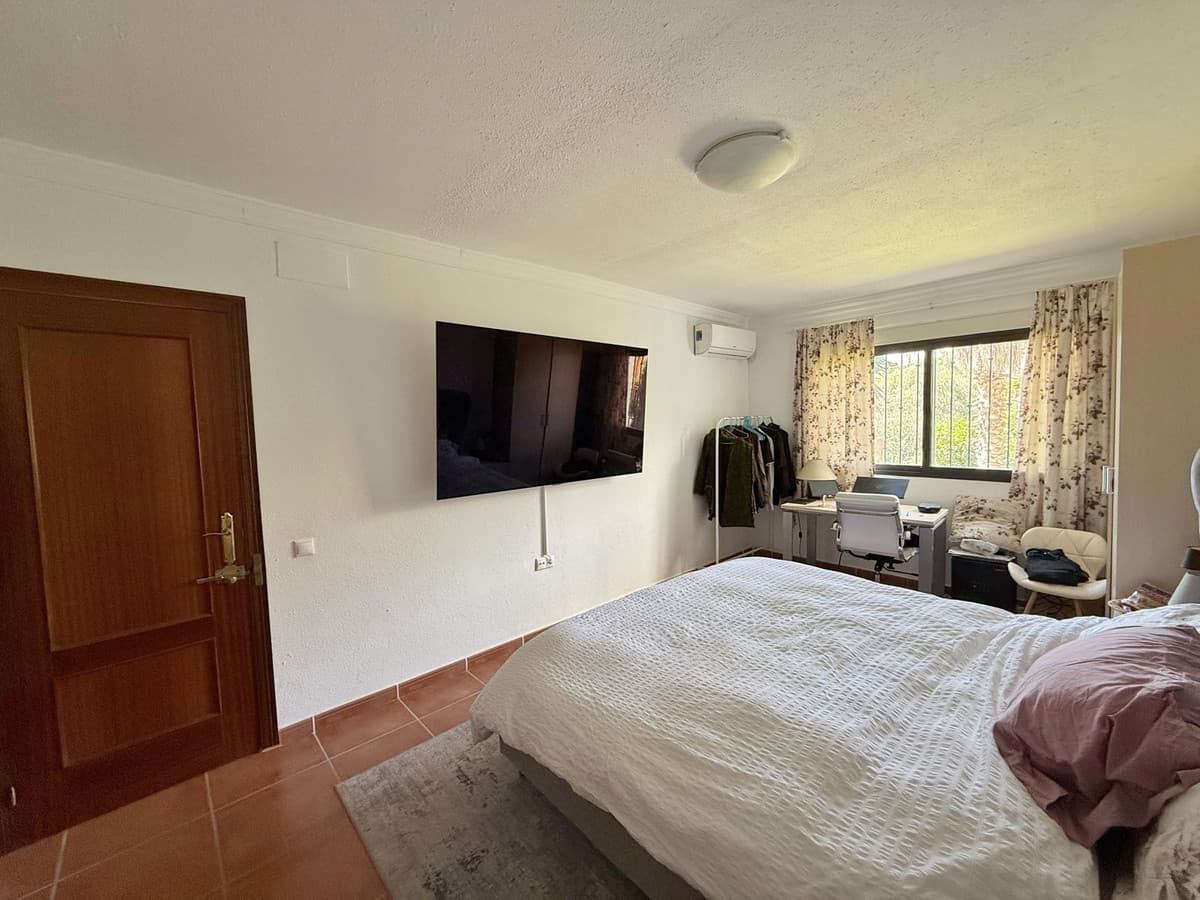 Townhouse in Calahonda — photo 7 of 10