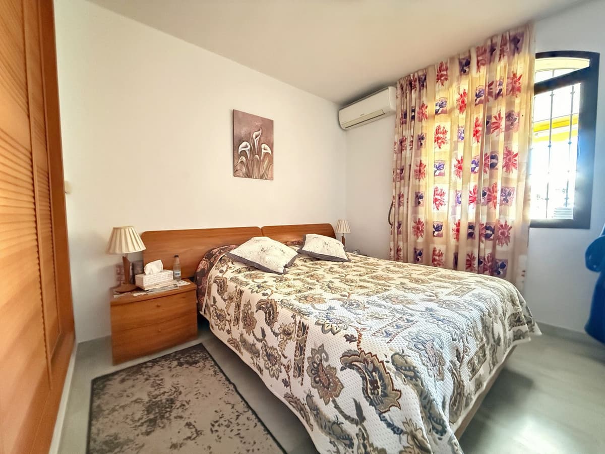 Townhouse in Calahonda — photo 9 of 10