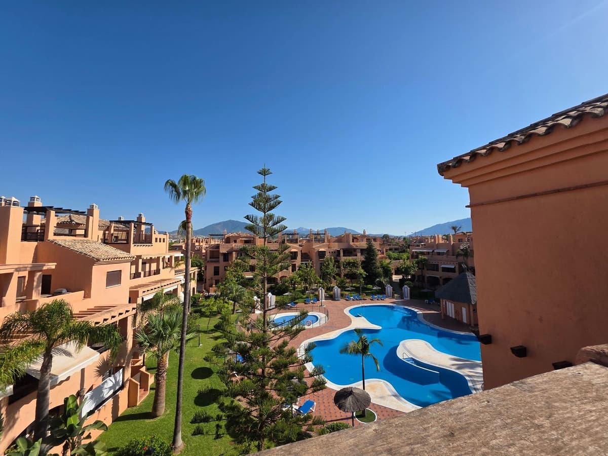 Penthouse Duplex in Hacienda del Sol — photo 2 of 10