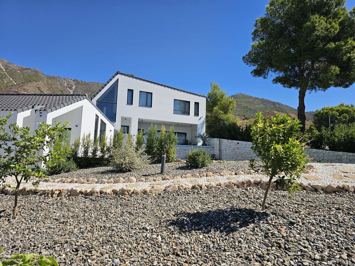 Detached Villa in Mijas — photo 2 of 10