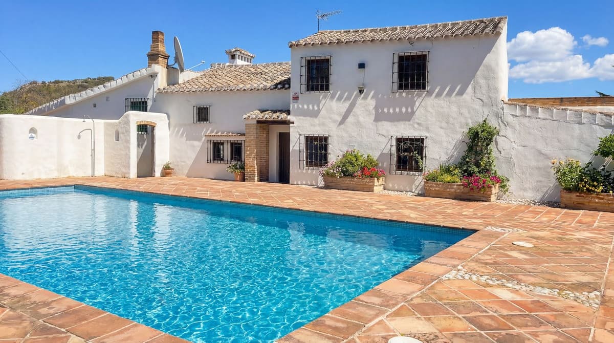 Cortijo in Villanueva del Rosario — photo 7 of 10