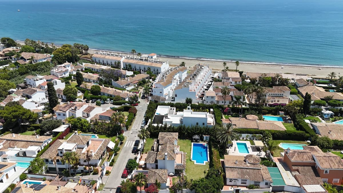 Detached Villa in Estepona — photo 5 of 10