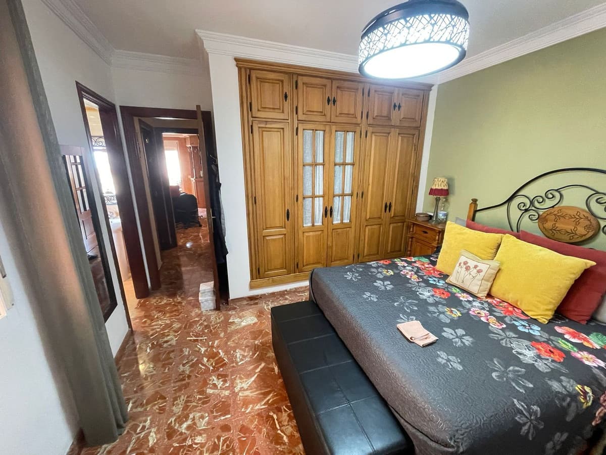 Top Floor Apartment in Estepona — photo 2 of 10