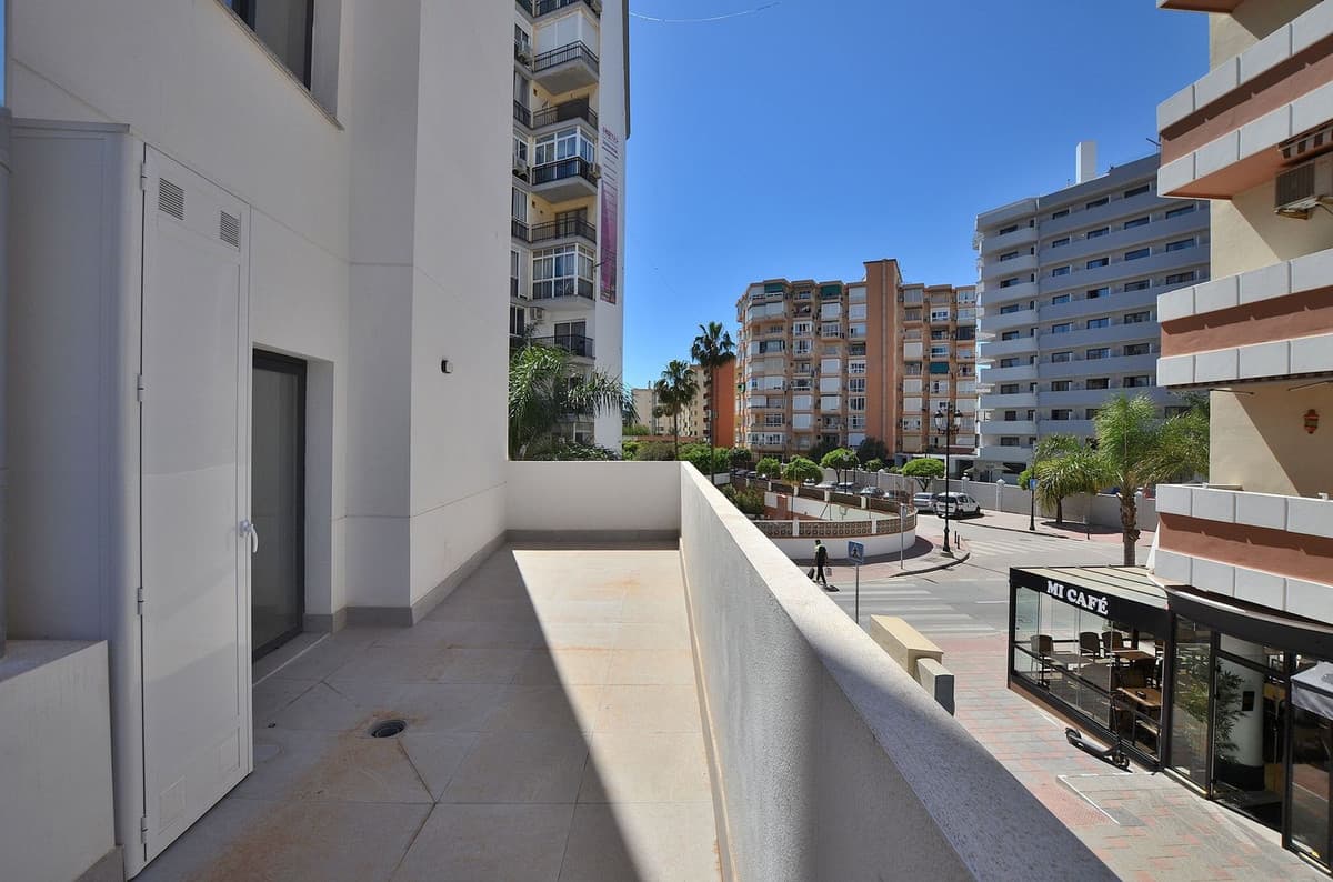 Middle Floor Apartment in Fuengirola — photo 10 of 10